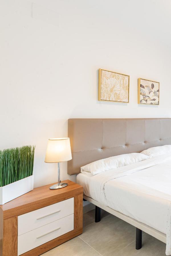 Appartamento Myflats Luxury Ocean Side Arenales del Sol Esterno foto